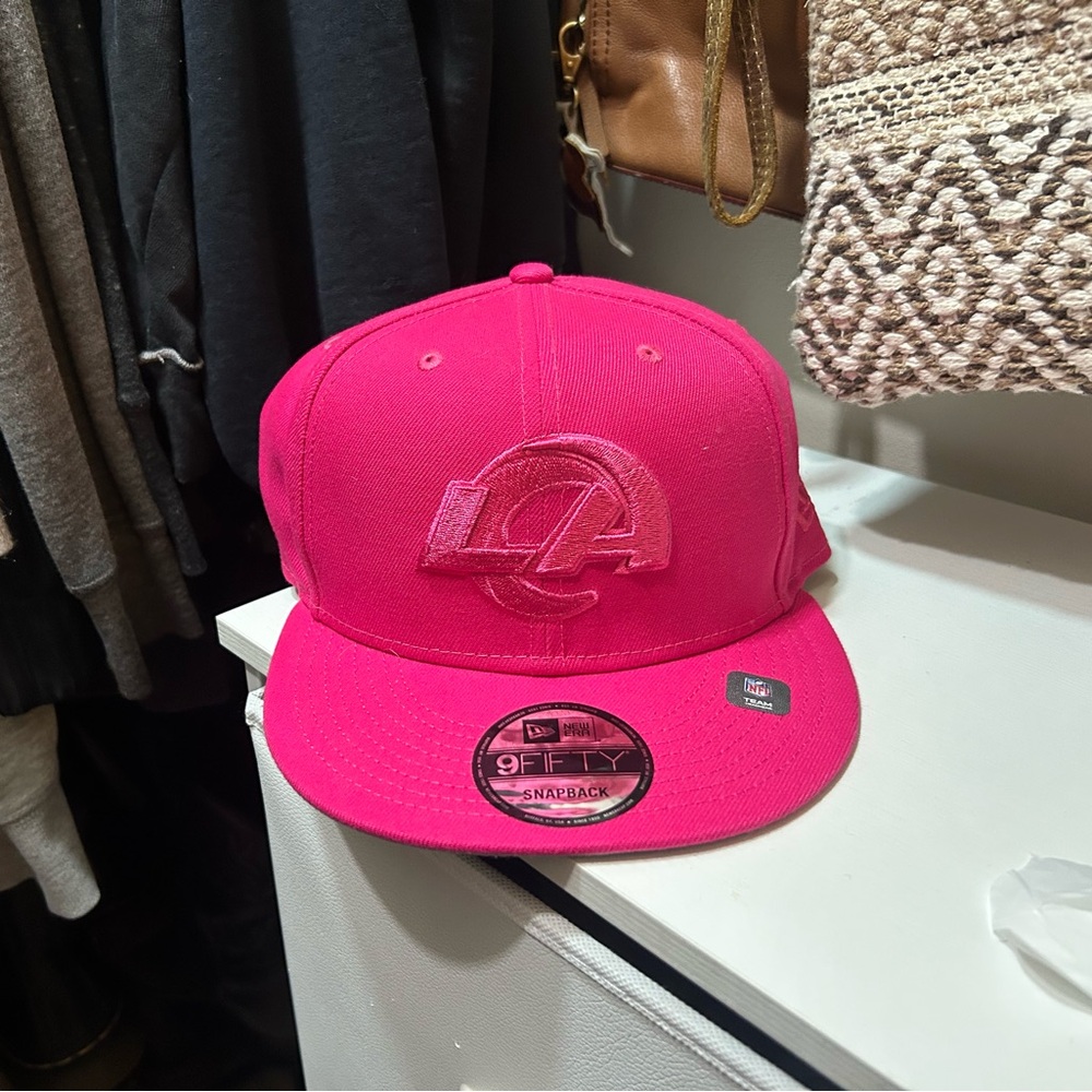 NWT LA Rams Pink SnapBack